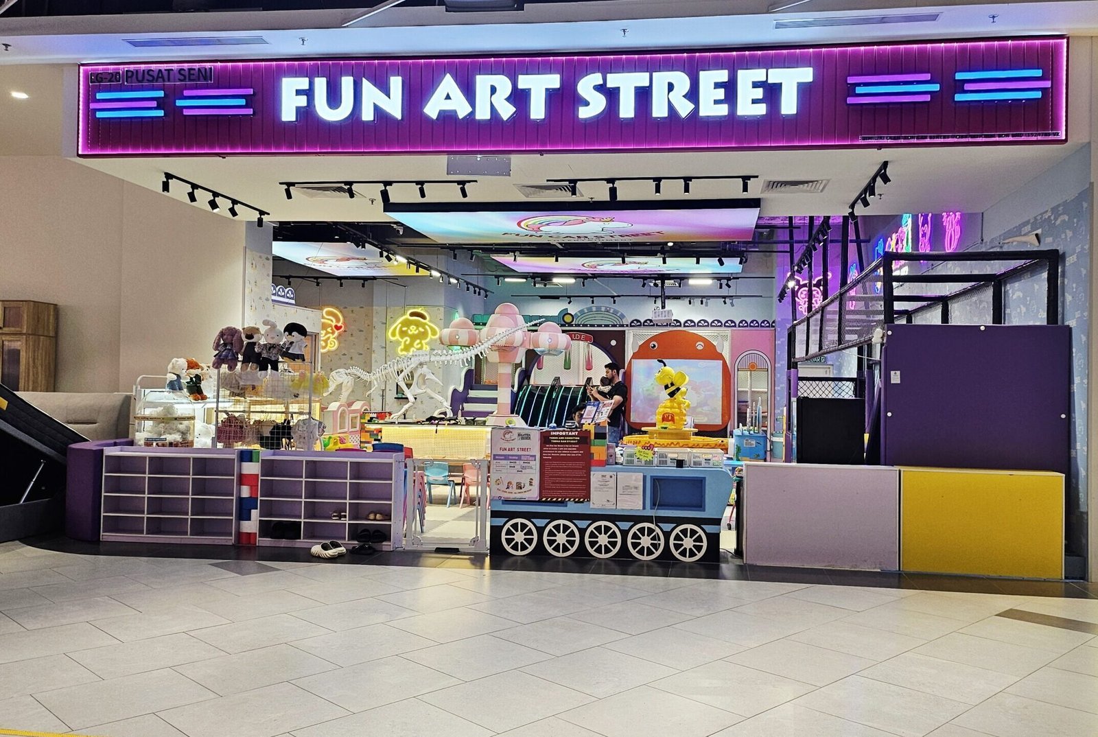Fun Art Street